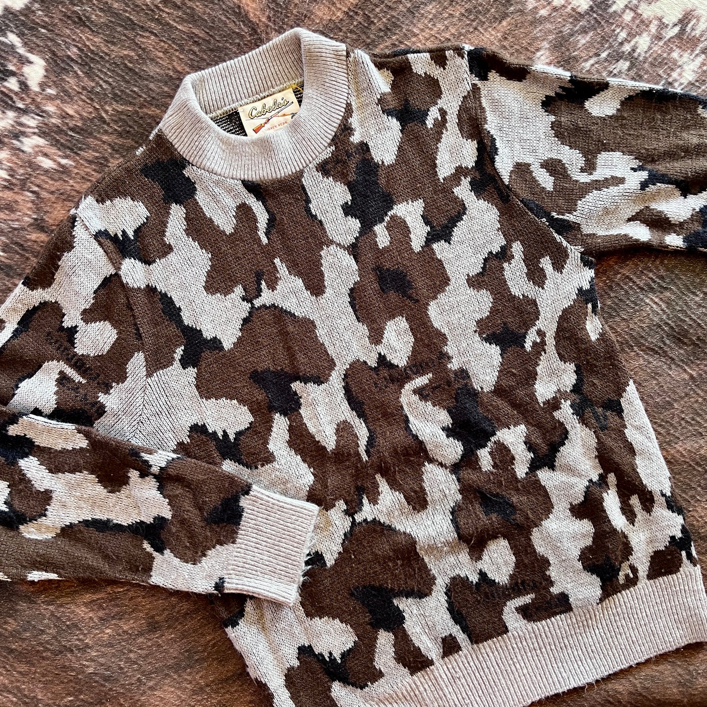 Vintage Cabelas Camo Sweater