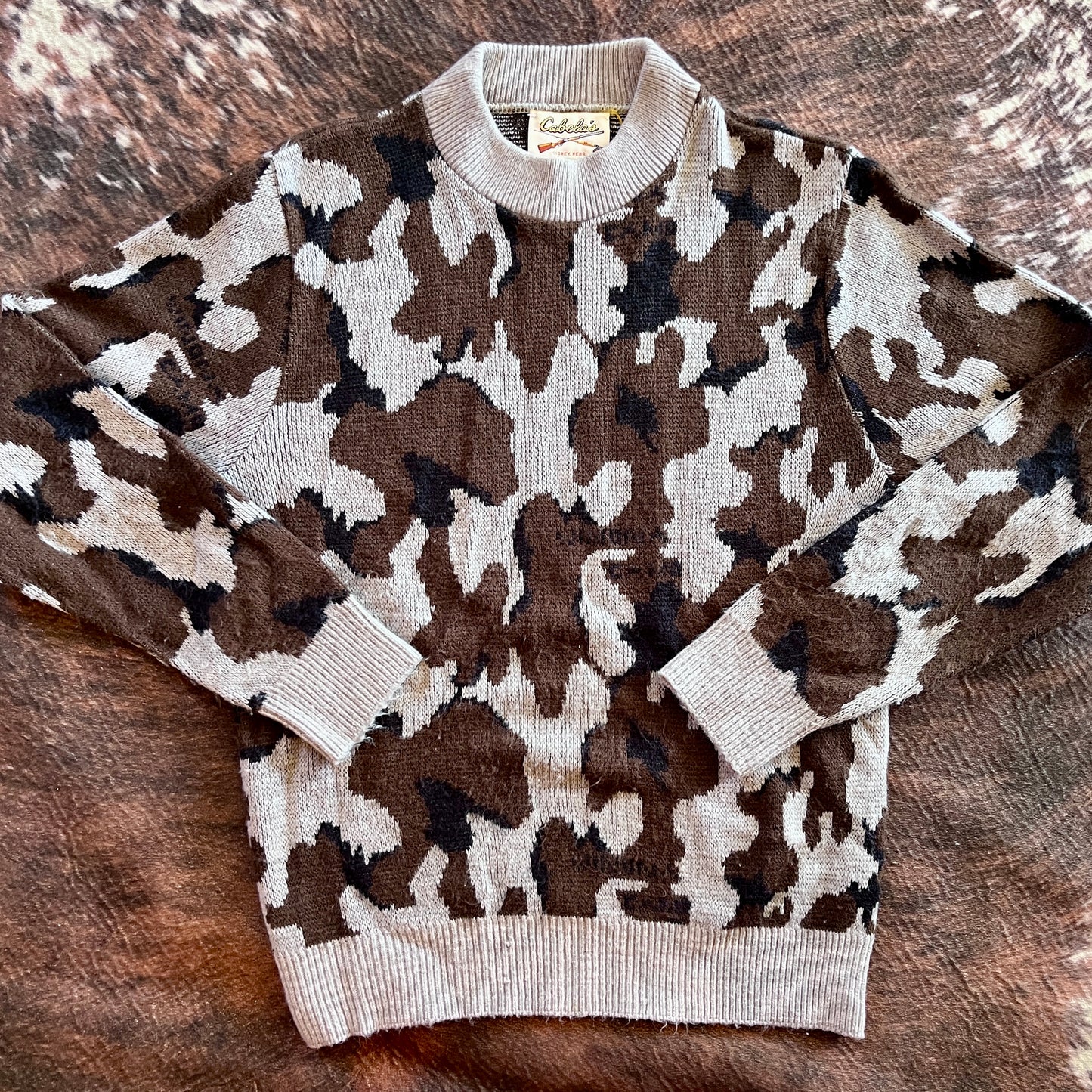 Vintage Cabelas Camo Sweater